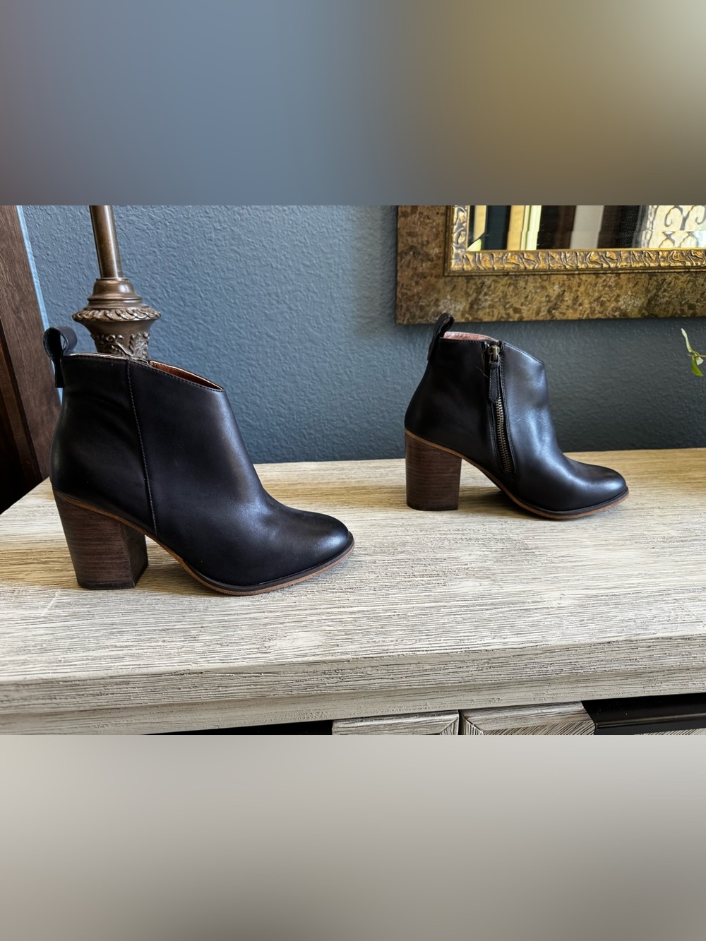 NEW!!! bp Black Leather Ankle Booties with Stacked Heel and Side Zip - Picture 2 of 7